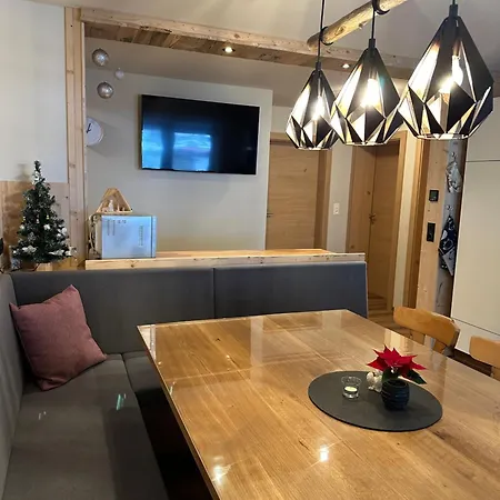 Ferienwohnung Bischofer 公寓 *